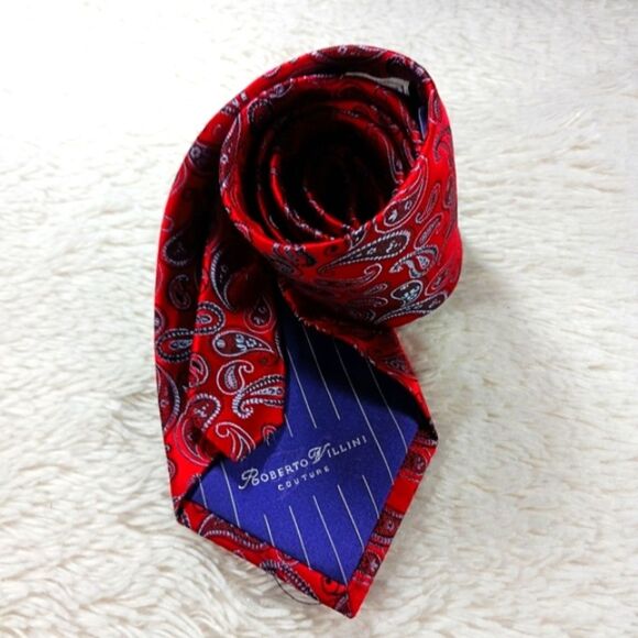 Roberto Villini Couture Tie. Silk. Made in Italy. Red Print. - Picture 3 of 5
